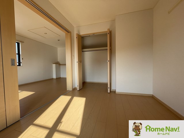 セキュリティ　間仕切りを開ければ広く使えます。