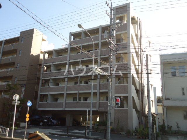 名古屋市天白区相川のマンションの建物外観