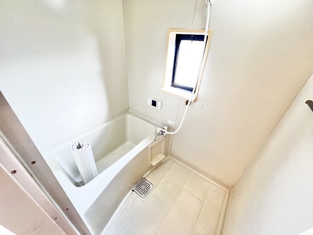 バス・シャワールーム　※別部屋参考写真