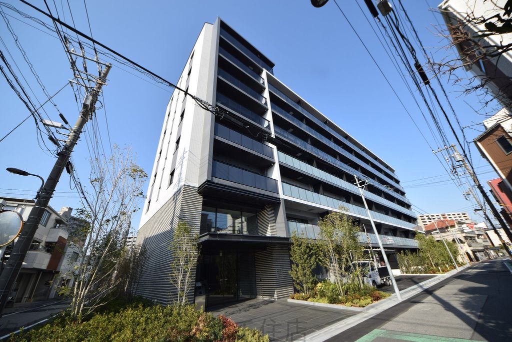 荒川区町屋のマンションの建物外観