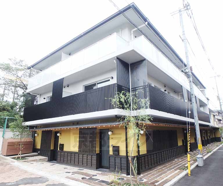 【京都市東山区上堀詰町のマンションの建物外観】