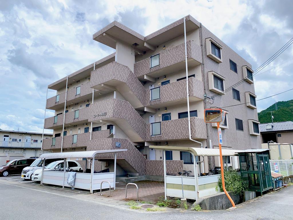 ユーミー　和田山の建物外観