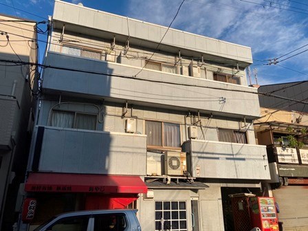 尼崎市昭和通のマンションの建物外観