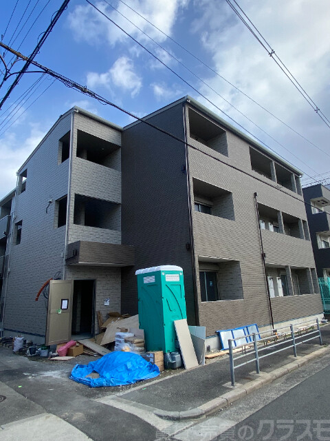 大阪市住之江区北加賀屋のアパートの建物外観