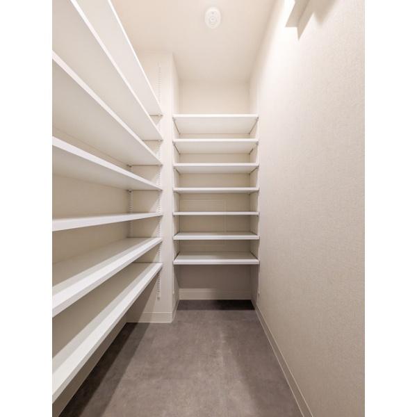 玄関　シューズクローゼット