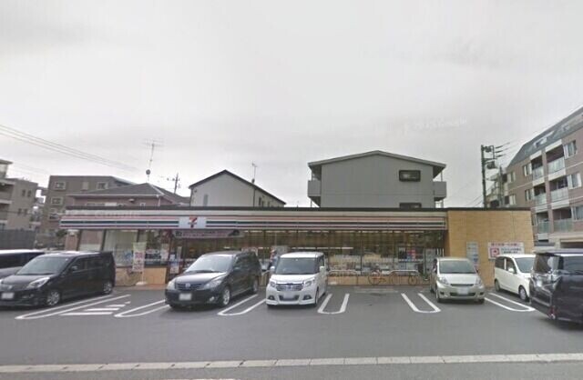 コンビニ　セブンイレブン千葉幕張本郷7丁目店（コンビニ）まで634m