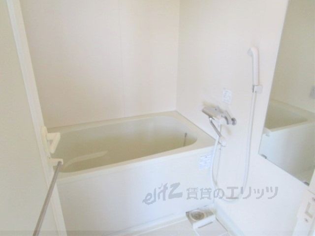 バス・シャワールーム　風呂