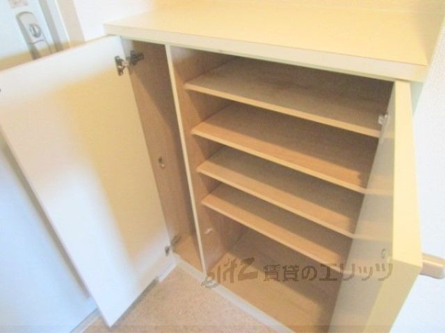 その他設備　下駄箱