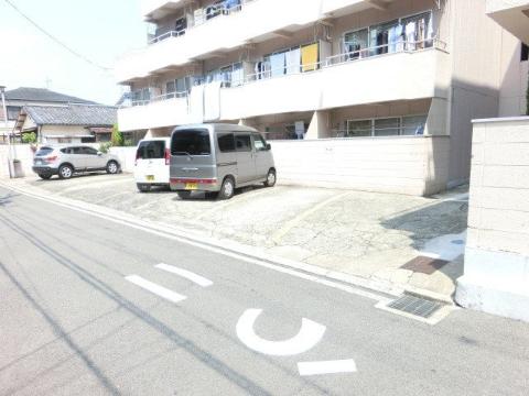 山崎第2マンション　その他共有部分　駐車場