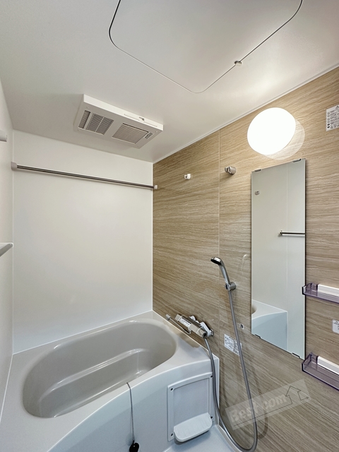 バス・シャワールーム　浴室換気乾燥機で急ぎのお洗濯もＯＫ♪