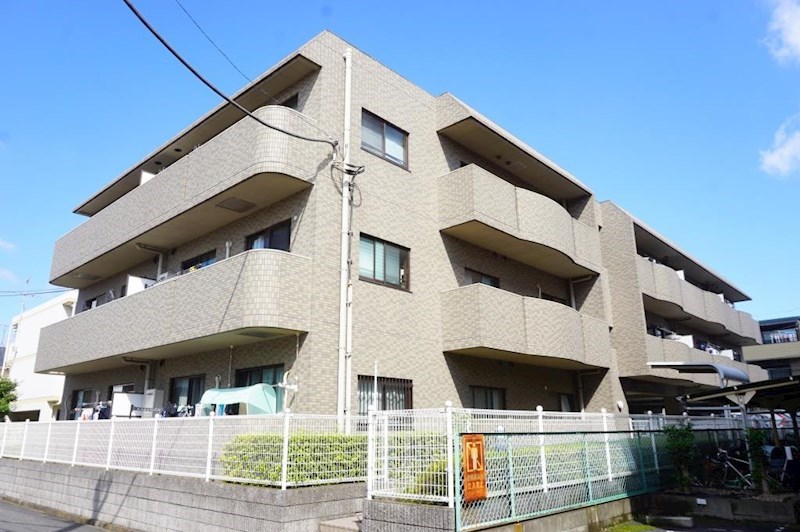 建物外観　南流山駅徒歩５分（４００ｍ）