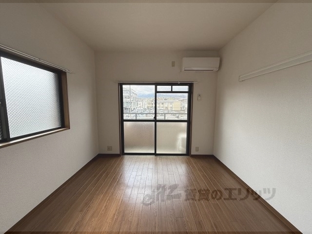 居室・リビング　居室