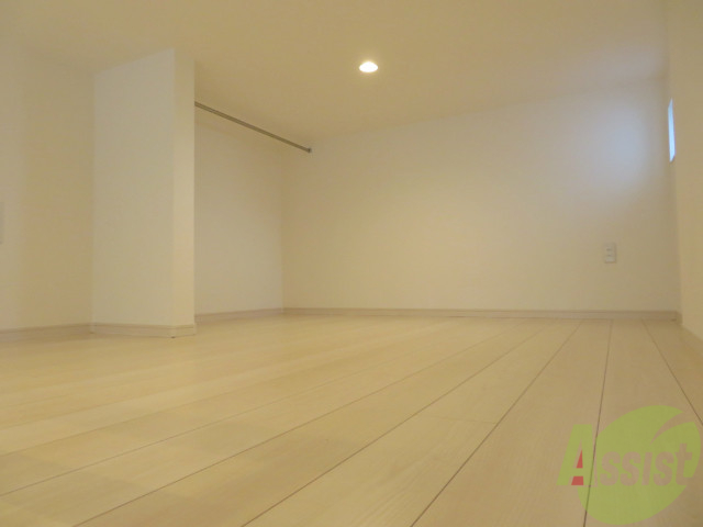 その他部屋・スペース　６．５帖のロフトは寝室としても収納としてもいいですね