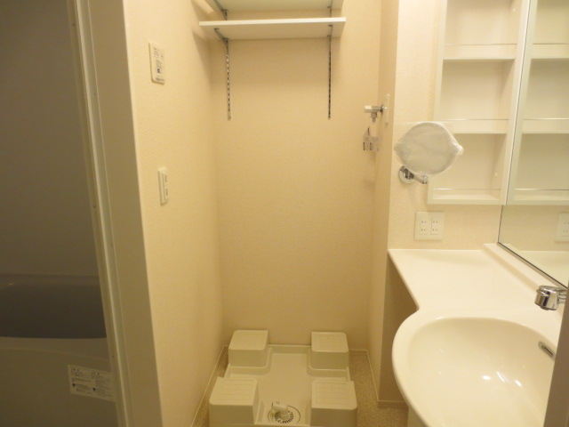 その他設備　洗濯機置場