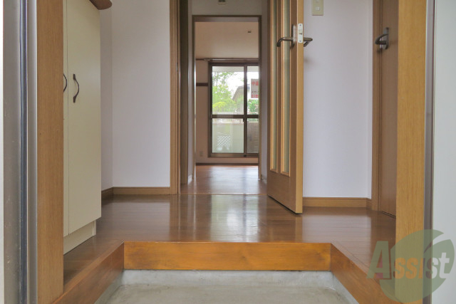 玄関　玄関から室内を撮影しました。いかがでしょうか？