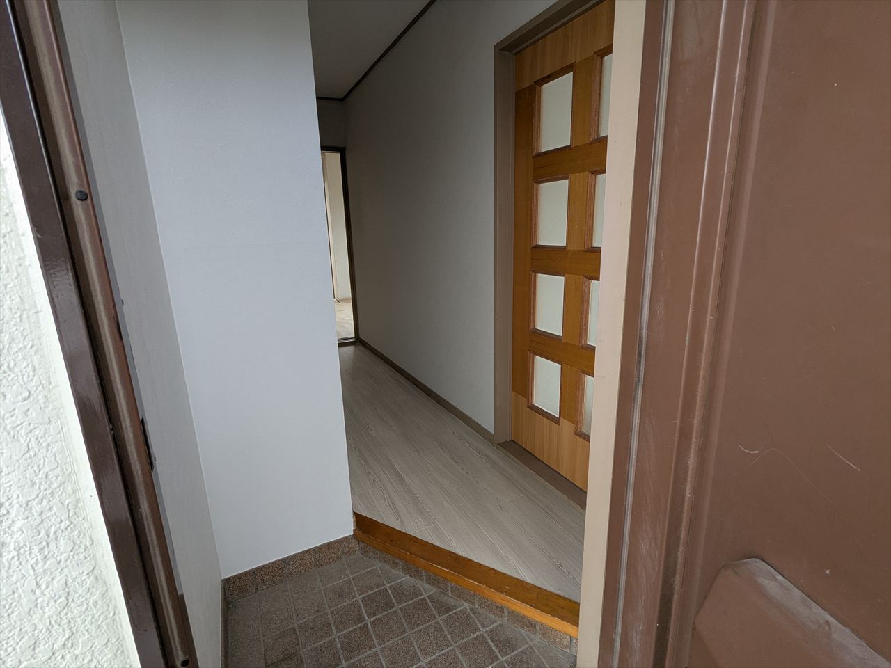 宮町コーポの玄関写真