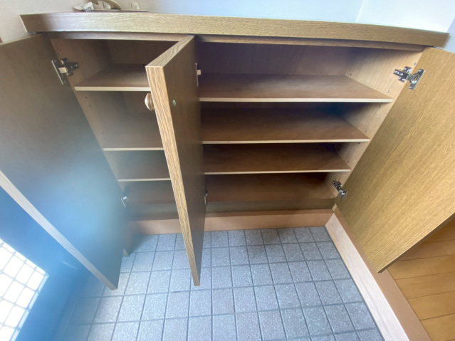 玄関　シューズボックス