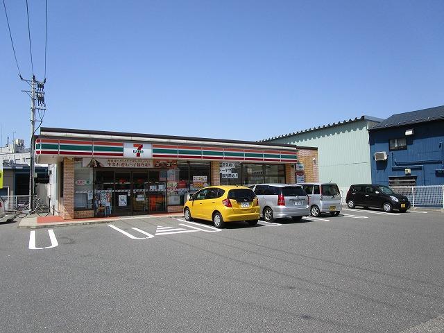 コンビニ　セブンイレブン新潟竜が島1丁目店（コンビニ）まで1018m