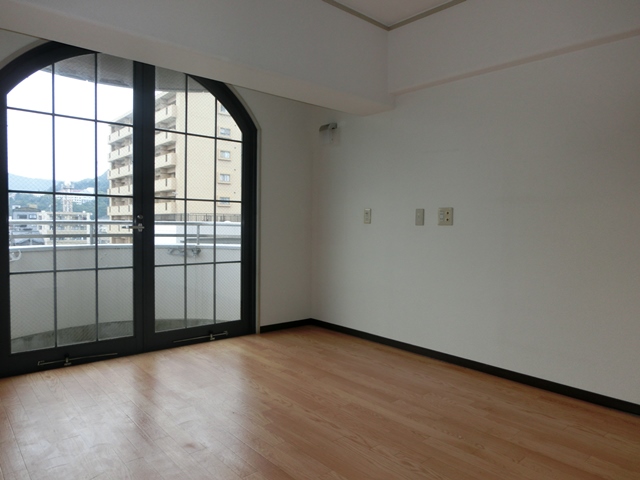 居室・リビング　※写真は別のお部屋です。現況を優先させて頂きます。