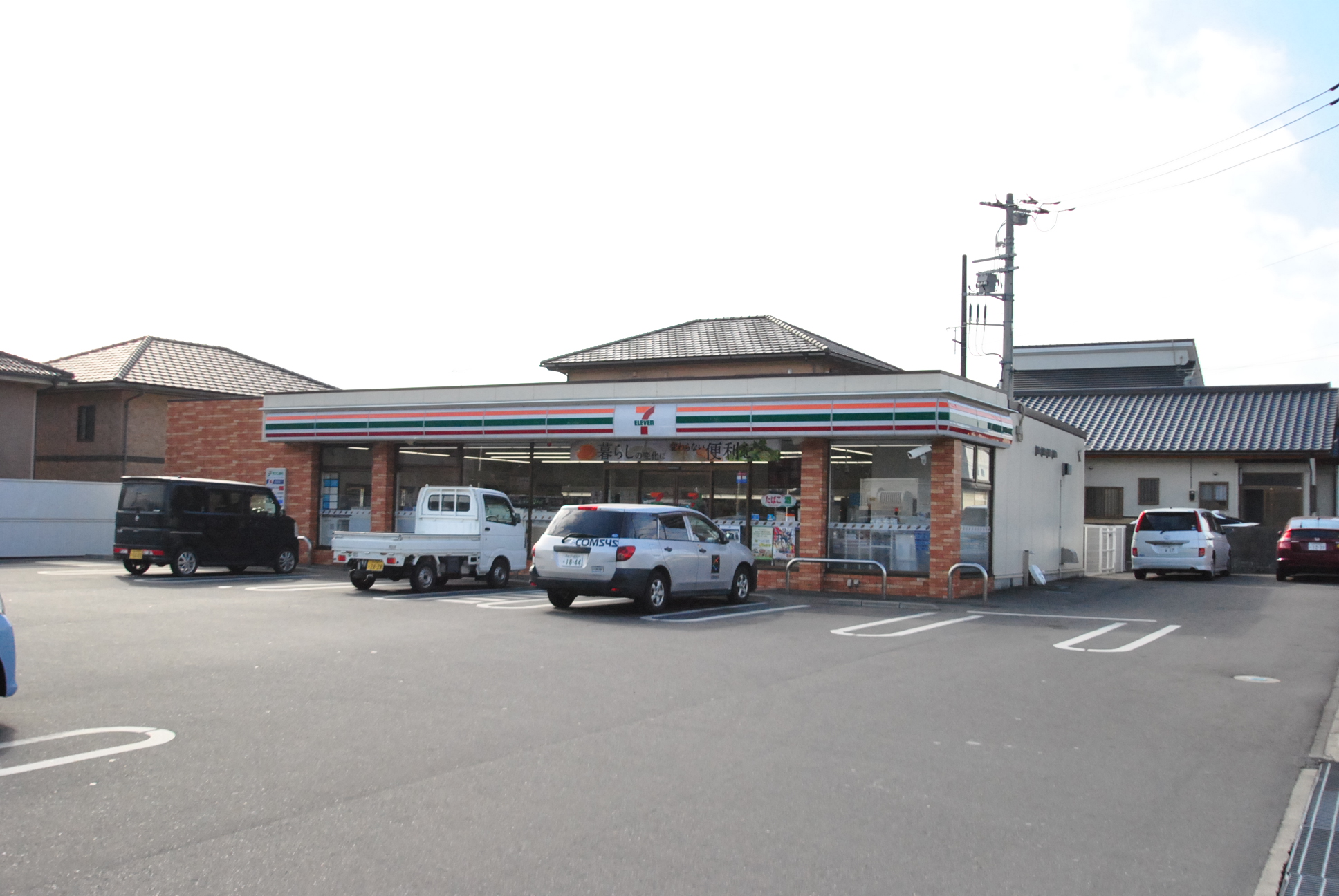 コンビニ　セブンイレブン日立久慈町6丁目店（コンビニ）まで216m