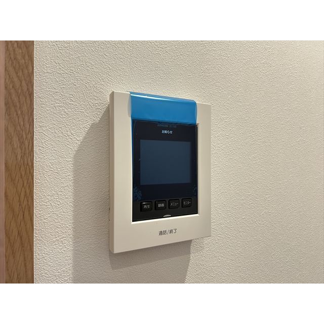 セキュリティ　モニター付きインターホン