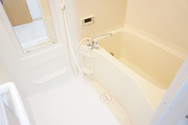 バス・シャワールーム　追焚付きバスルーム☆