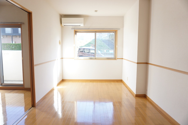 居室・リビング　ＬＤＫ１２．７帖☆