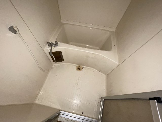 バス・シャワールーム　お風呂で日々の疲れを落としましょう