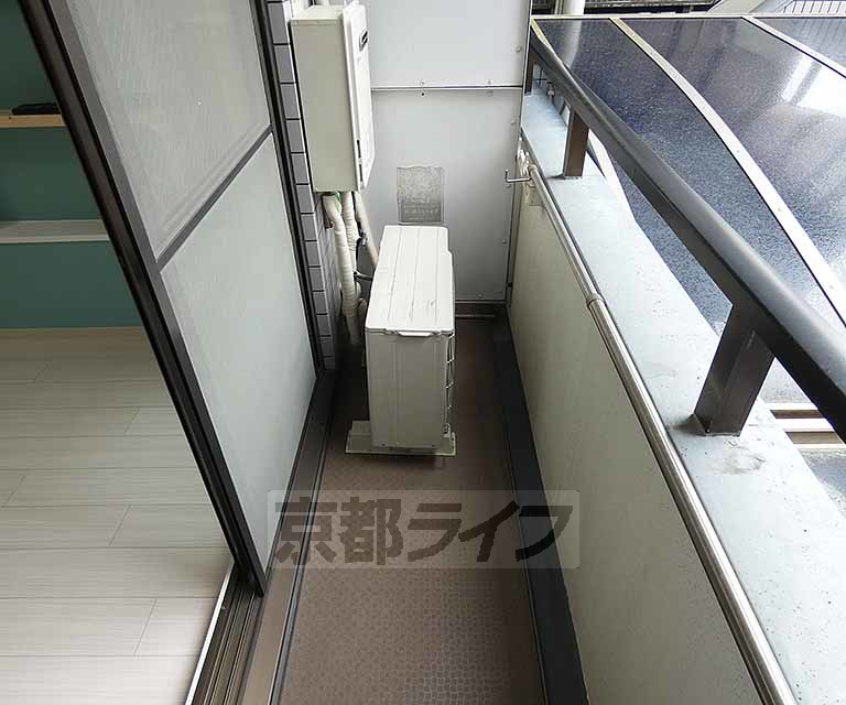 バルコニー　バルコニです