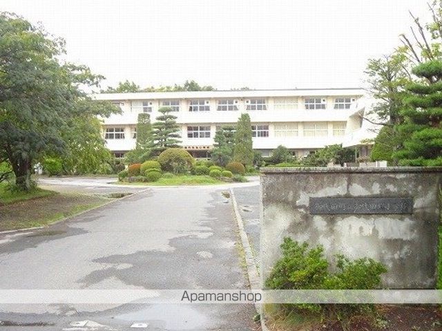 小学校　御代田北小学校（小学校）まで2500m