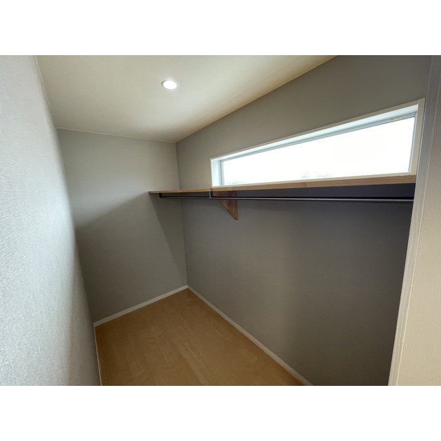 収納　ウォークインクローゼット