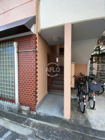 エントランス　石田ビル　エントランス