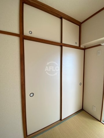 収納　石田ビル　押入れ