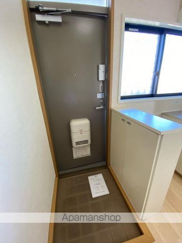 ＪＲ予讃線 香西駅 徒歩14分 2階建 築28年の玄関写真