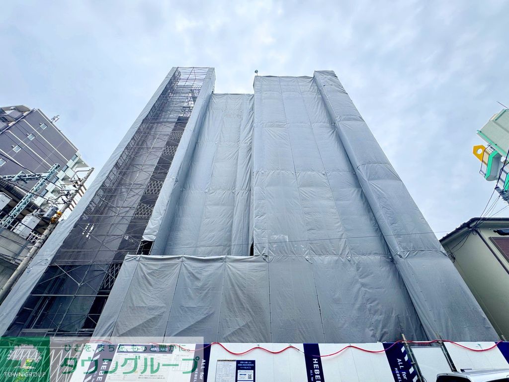 エントランス　駐車場