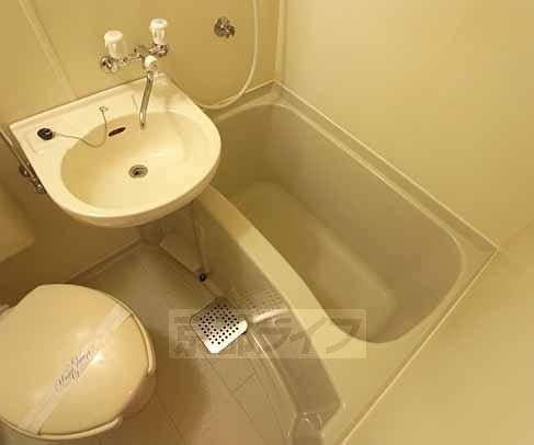 バス・シャワールーム　ユニットバスです。