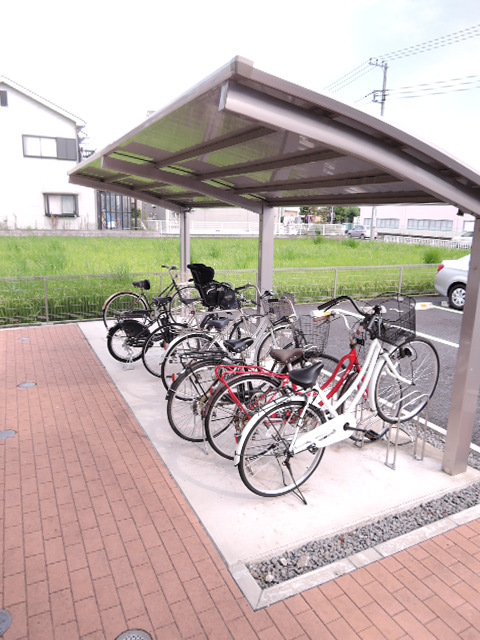 その他共有部分　敷地内屋根付駐輪場