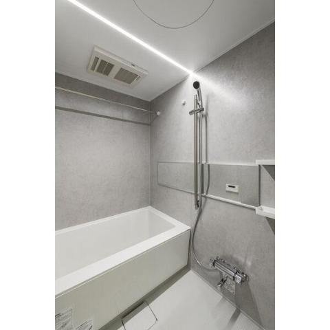 バス・シャワールーム　バス