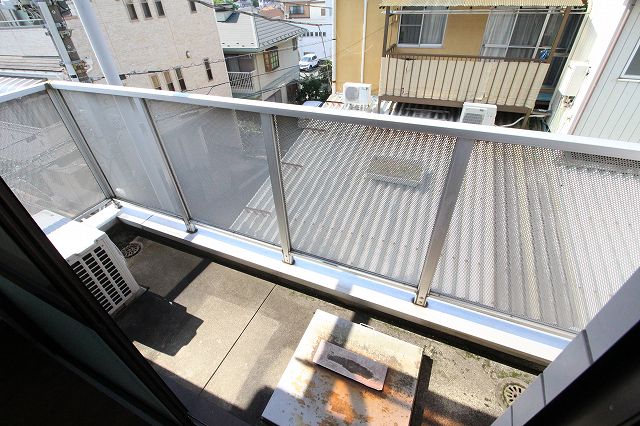 バルコニー　別の部屋の写真です