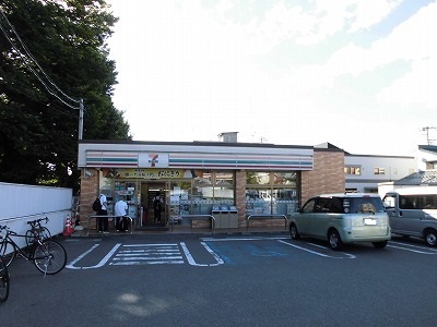 コンビニ　セブンイレブン（コンビニ）まで450m