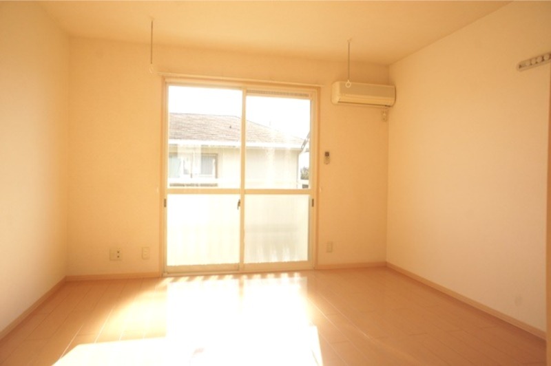 居室・リビング　図面と現状に相違がある場合には現状を優先