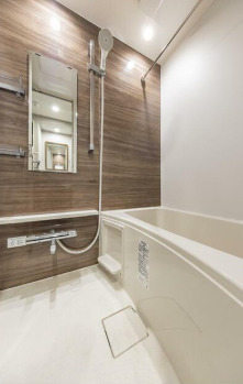 バス・シャワールーム