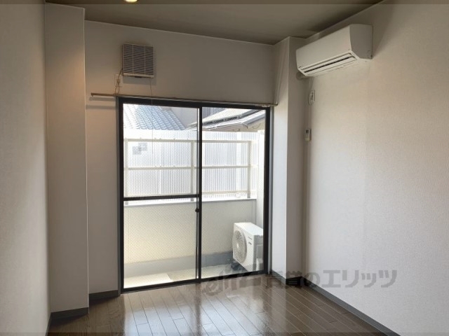 居室・リビング　洋室