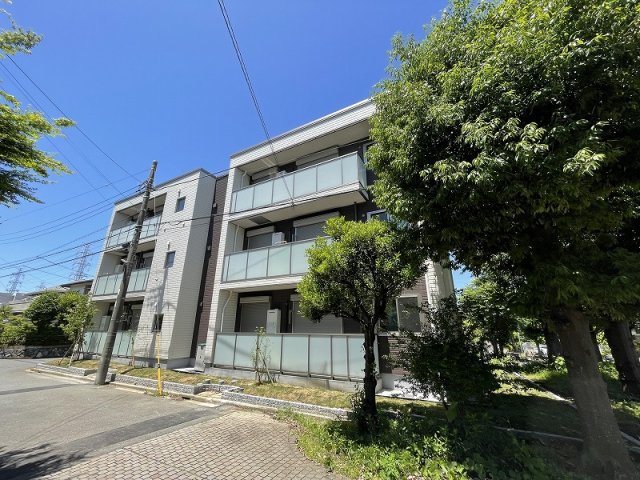 建物外観　積水ハウス施工の新築シャーメゾン！2023年5月完成予定！