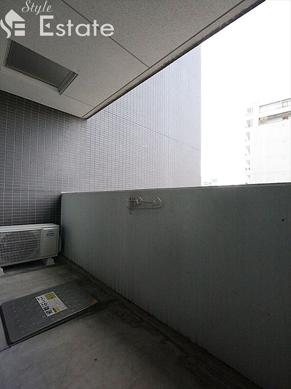 バルコニー　バルコニー