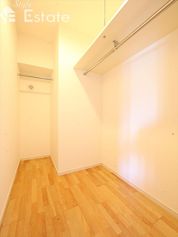 収納　ウォークインクローゼット