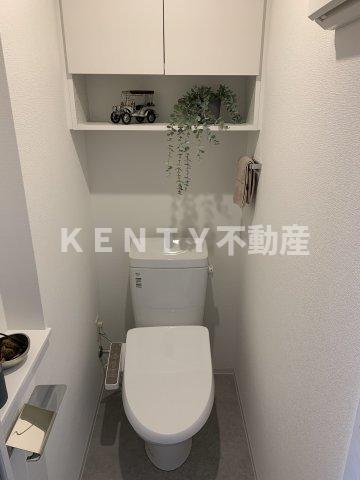トイレ　清潔感のあるトイレです