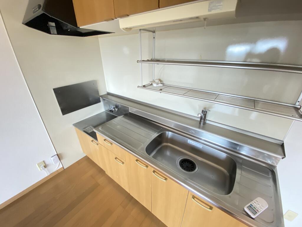 キッチン　同タイプ物件の内観イメージです！