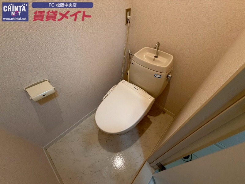 トイレ　同型タイプ画像