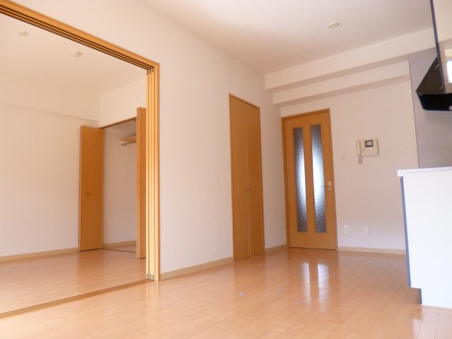 居室・リビング　ゆったりとした居間です